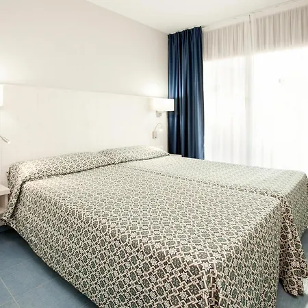 Olimar Ii Apartahotel
