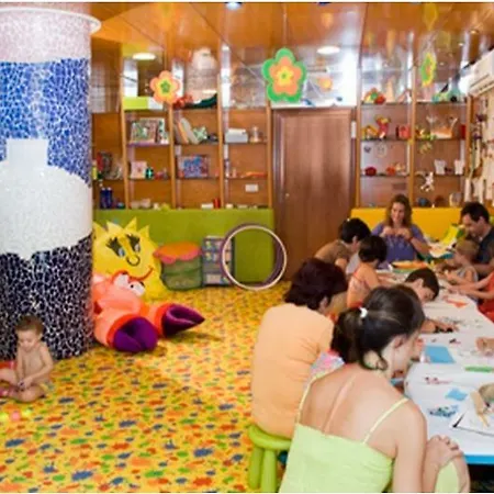 Olimar Ii アパートホテル 3*